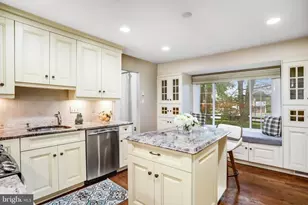 302 Bostwick Ln, Gaithersburg, MD 20878 - Photo 6