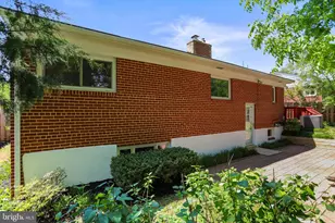 8417 Farrell Dr, Chevy Chase, MD 20815 - Photo 6