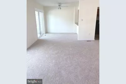 9711 Lake Shore Drive, Montgomery Village, MD 20886 - Photo 4
