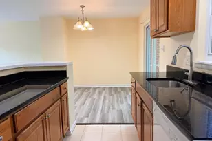 18941 Pine Ridge Ln, Germantown, MD 20874 - Photo 4