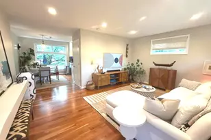 2921 Kingswell Ct, Silver Spring, MD 20902 - Photo 2