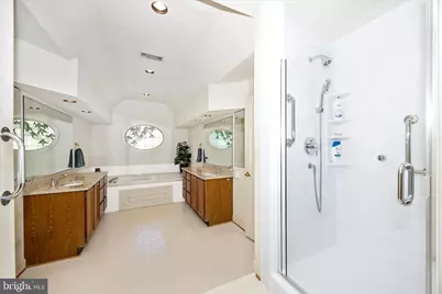 19808 Falling Spring Court, Gaithersburg, MD 20882 - Photo 22