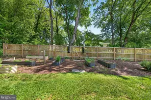 1917 Merrifields Dr, Silver Spring, MD 20906 - Photo 52