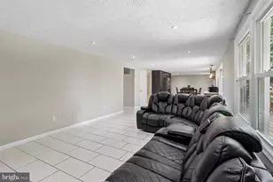 18808 Cross Country Ln, Gaithersburg, MD 20879 - Photo 28