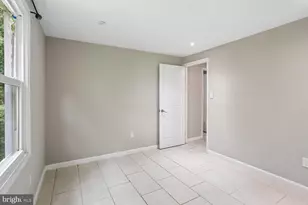 18808 Cross Country Ln, Gaithersburg, MD 20879 - Photo 32