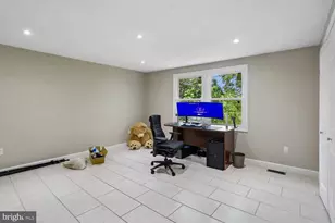 18808 Cross Country Ln, Gaithersburg, MD 20879 - Photo 48