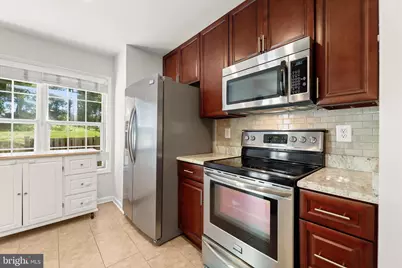 18933 Ferry Landing Circle, Germantown, MD 20874 - Photo 12