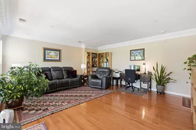 214 Fallsgrove Boulevard #12, Rockville, MD 20850 - Photo 12