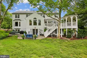 9216 English Meadow Way, Gaithersburg, MD 20882 - Photo 2