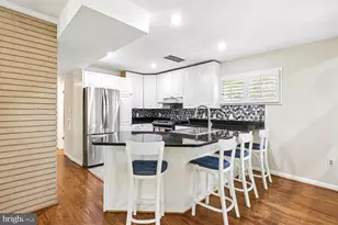 5915 Halsey Rd, Rockville, MD 20851 - Photo 4
