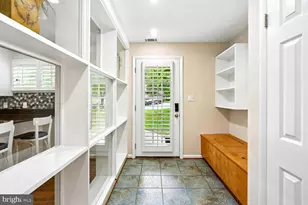 5915 Halsey Rd, Rockville, MD 20851 - Photo 2