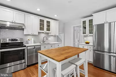 11507 Farmland Drive, Rockville, MD 20852 - Photo 12