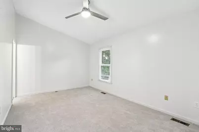 10617 Pine Haven Terrace, North Bethesda, MD 20852 - Photo 28
