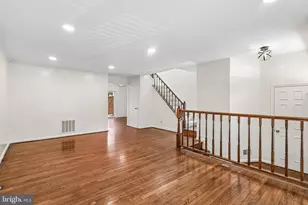 10617 Pine Haven Terrace, North Bethesda, MD 20852 - Photo 2