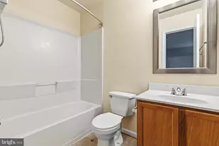 10470 Damascus Park Ln, Damascus, MD 20872 - Photo 20