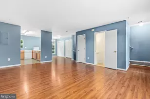 10470 Damascus Park Ln, Damascus, MD 20872 - Photo 6