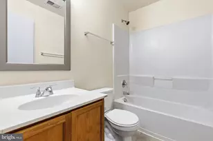 10470 Damascus Park Ln, Damascus, MD 20872 - Photo 20