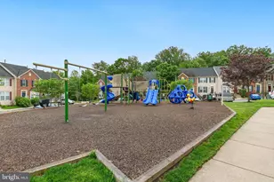 10470 Damascus Park Ln, Damascus, MD 20872 - Photo 28