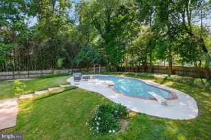 12718 Meadowood Dr, Silver Spring, MD 20904 - Photo 2