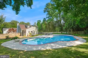 12718 Meadowood Dr, Silver Spring, MD 20904 - Photo 4