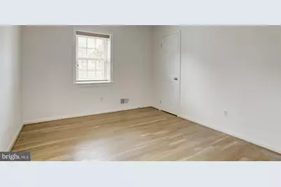 10239 Gainsborough Road, Potomac, MD 20854 - Photo 16