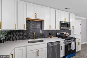 13406 Parkland Dr, Rockville, MD 20853 - Photo 32