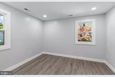13406 Parkland Drive, Rockville, MD 20853 - Photo 12