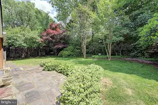 6306 Rockhurst Rd, Bethesda, MD 20817 - Photo 4