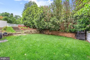 9212 Willow Pond Ln, Rockville, MD 20854 - Photo 44