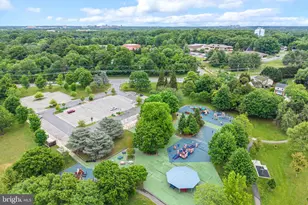 9212 Willow Pond Ln, Rockville, MD 20854 - Photo 48