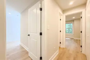 18520 Boysenberry Dr, Gaithersburg, MD 20879 - Photo 10