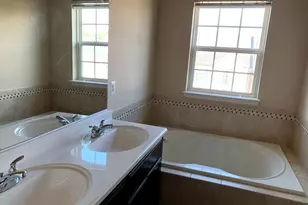 11876 Country Squire Way, Clarksburg, MD 20871 - Photo 16