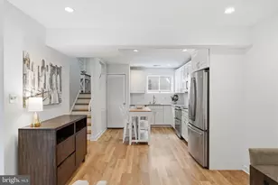 8901 Battery Pl, Bethesda, MD 20814 - Photo 4