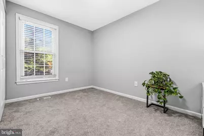 17624 Lindstrom Court, Gaithersburg, MD 20877 - Photo 12