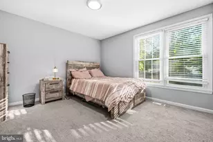 17624 Lindstrom Ct, Gaithersburg, MD 20877 - Photo 14