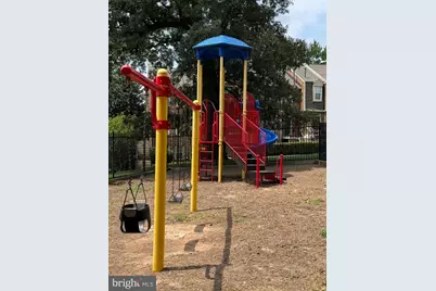 4075 Chesterwood Drive #4075, Silver Spring, MD 20906 - Photo 6