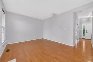 19028 Noble Oak Dr, Germantown, MD 20874 - Photo 10