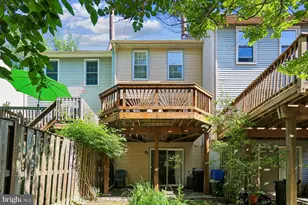 3924 Angelton Ct, Burtonsville, MD 20866 - Photo 2
