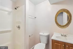 18726 Pikeview Dr, Germantown, MD 20874 - Photo 10