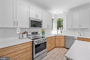 2616 Hershfield Ct, Silver Spring, MD 20904 - Photo 22