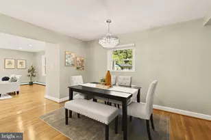 10210 Carroll Pl, Kensington, MD 20895 - Photo 8