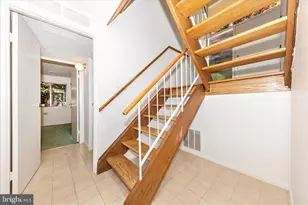 8311 Lilly Stone Dr, Bethesda, MD 20817 - Photo 20