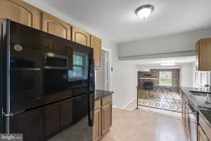 1585 Kimblewick Rd, Potomac, MD 20854 - Photo 14