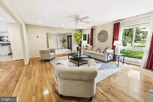 8566 Brickyard Rd, Potomac, MD 20854 - Photo 12