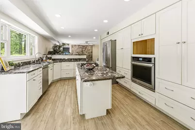 8566 Brickyard Road, Potomac, MD 20854 - Photo 6