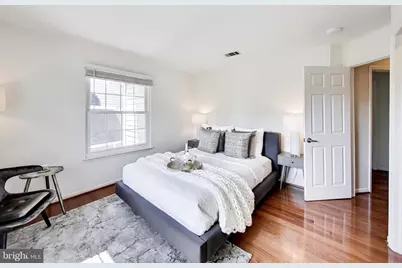 5716 Chapman Mill Drive #210, Rockville, MD 20852 - Photo 16