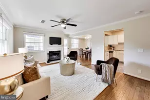 5716 Chapman Mill Dr, Rockville, MD 20852 - Photo 6