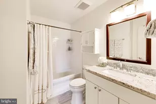 5716 Chapman Mill Dr, Rockville, MD 20852 - Photo 24