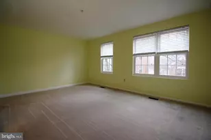 10148 Reprise Dr, Rockville, MD 20850 - Photo 12