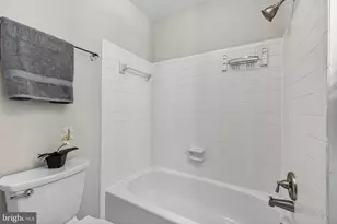 311 Lynn Manor Dr, Rockville, MD 20850 - Photo 18
